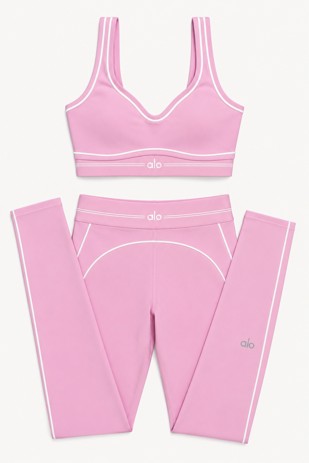Alo Yoga Airbrush Heart Throb Set.