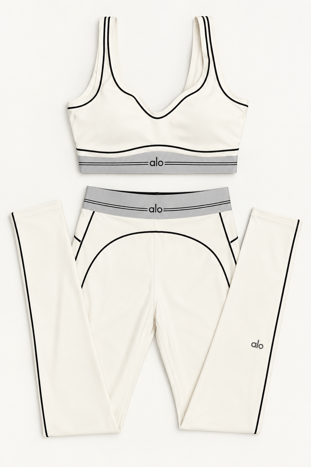 Alo Yoga Airbrush Heart Throb Set.