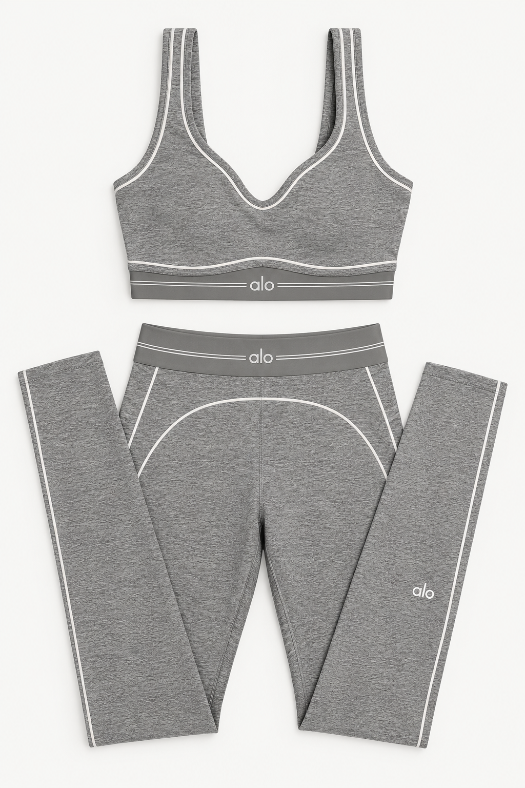 Alo Yoga Airbrush Heart Throb Set.