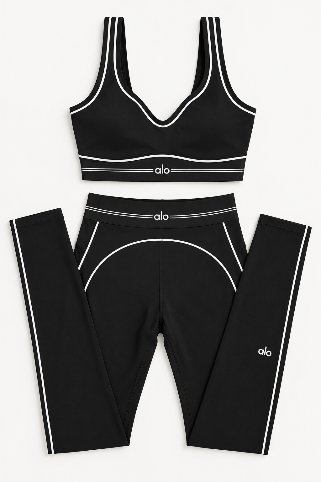 Alo Yoga Airbrush Heart Throb Set.